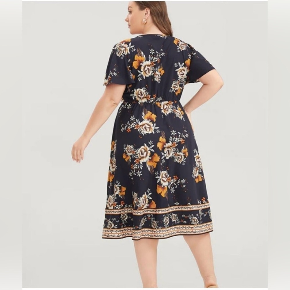 NWT BloomChic floral dress 14-16 - Picture 2 of 2